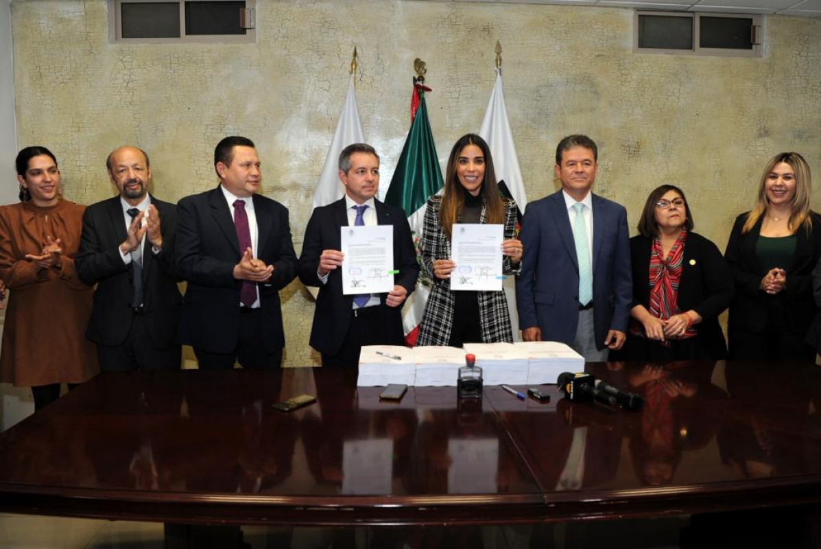 Entrega Secretaría de Hacienda proyecto de presupuesto para 2023