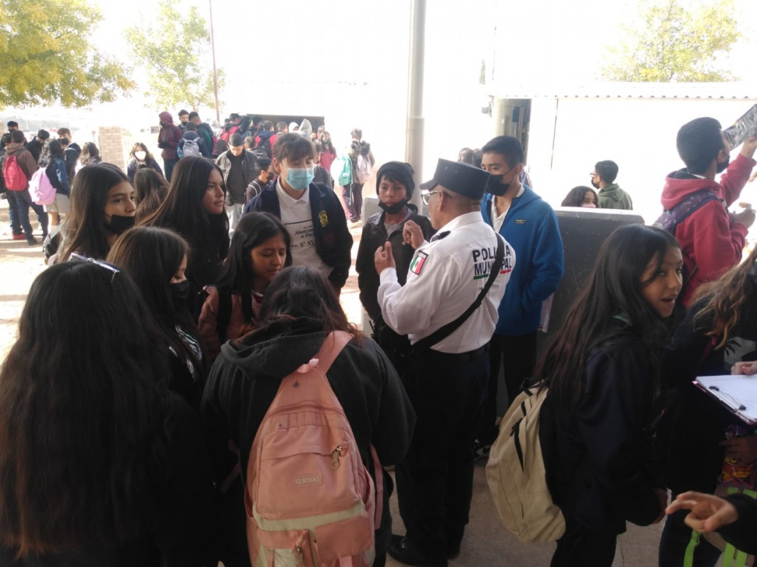 Refuerzan la prevención del delito en escuelas de Nogales con pláticas