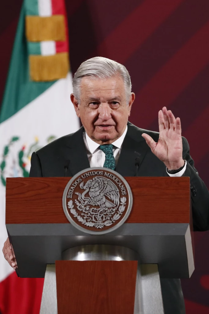 López Obrador rechaza oferta de reparación de exjefe de Pemex detenido