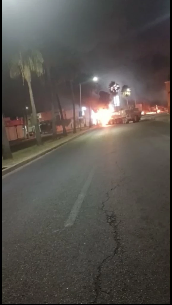 Se registran narcobloqueos, balaceras e incendios de vehículos en Culiacán