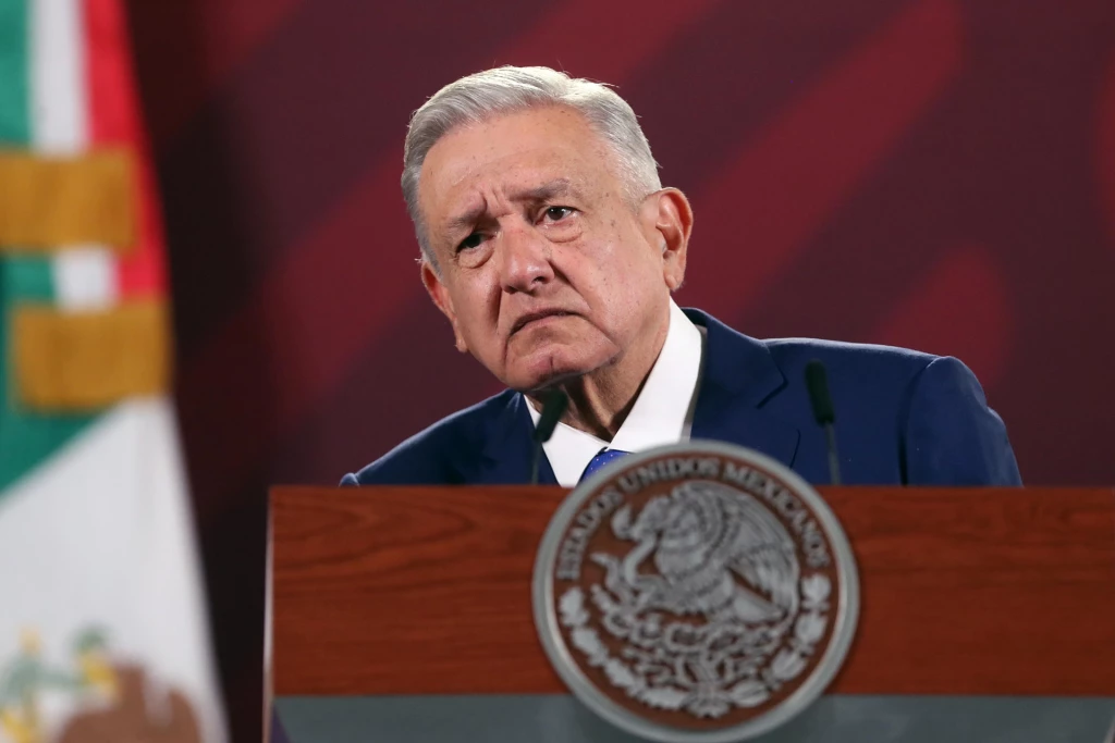 López Obrador niega haber abordado con Biden la captura del hijo del Chapo