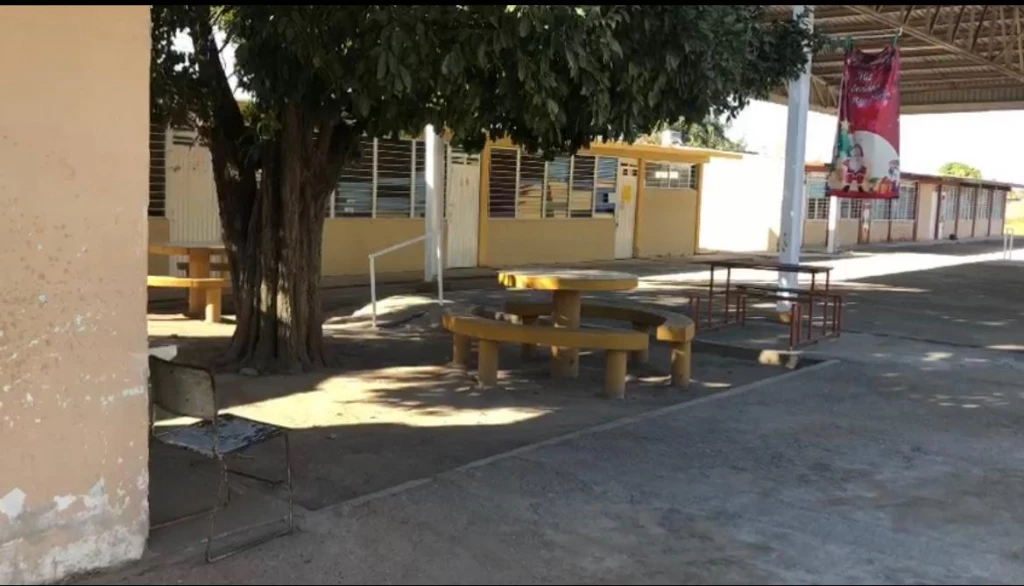 Alrededor de 5 mil alumnos de 100 escuelas en Escuinapa y Rosario no regresaron a clases por el pánico a un nuevo “Culiacanazo”