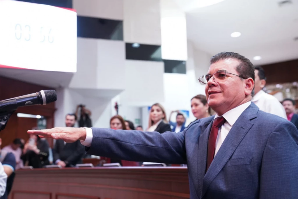 Descarta Rocha Moya acciones contra el actual alcalde de Mazatlán