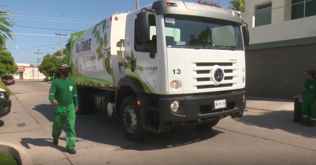 Pocos camiones para cubrir la demanda de recolección de basura en Ahome.