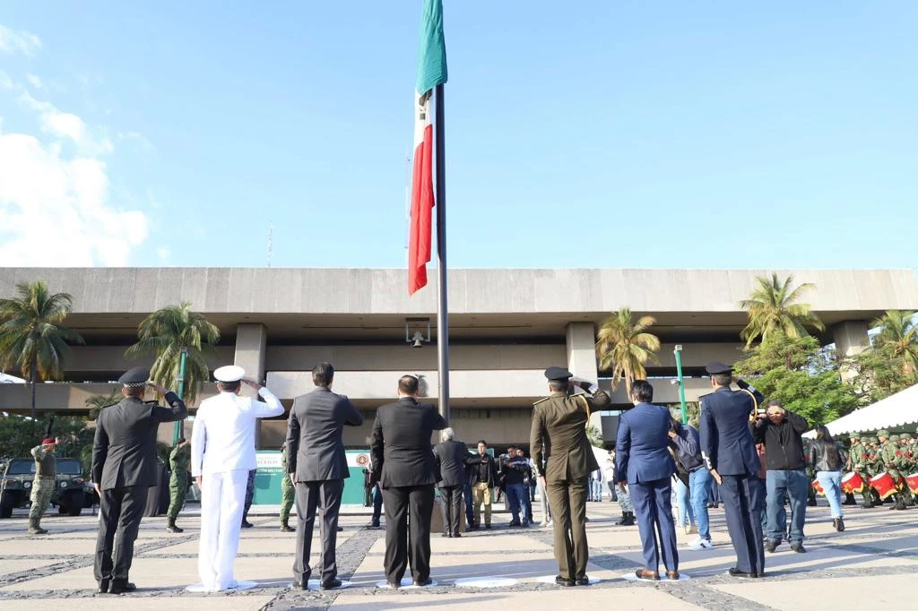 Conmemoran el 110 aniversario del Ejército Mexicano