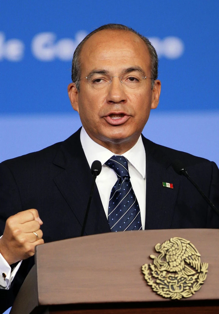"Jamás negocié ni pacté con criminales", dice Felipe Calderón