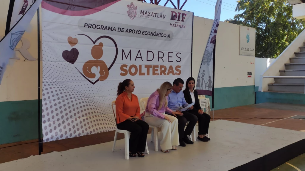 200 mujeres de Mazatlán reciben apoyo del programa de madres solteras