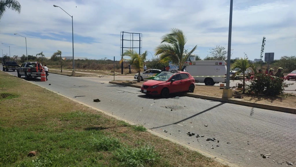 Fatal accidente deja una persona muerta al norte de Mazatlán; responsable se dió a la fuga