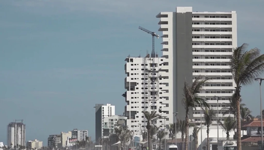 Por concluir reglamento inmobiliario en Sinaloa; Feliciano Castro