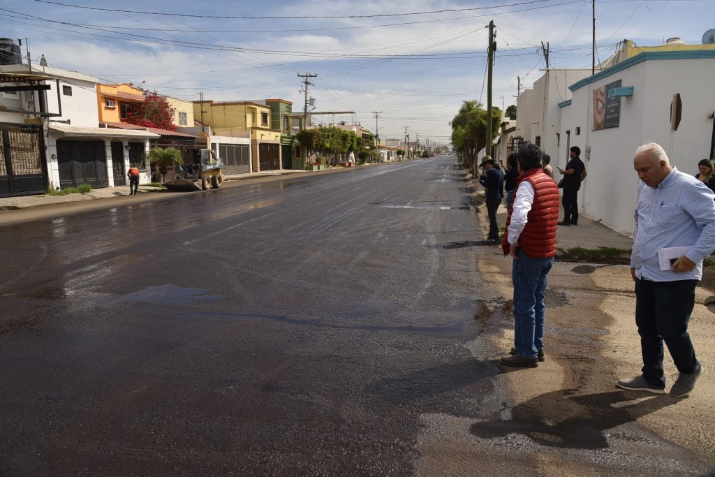Corrobora alcalde avance en obras de pavimentación y rehabilitación de infraestructura sanitaria