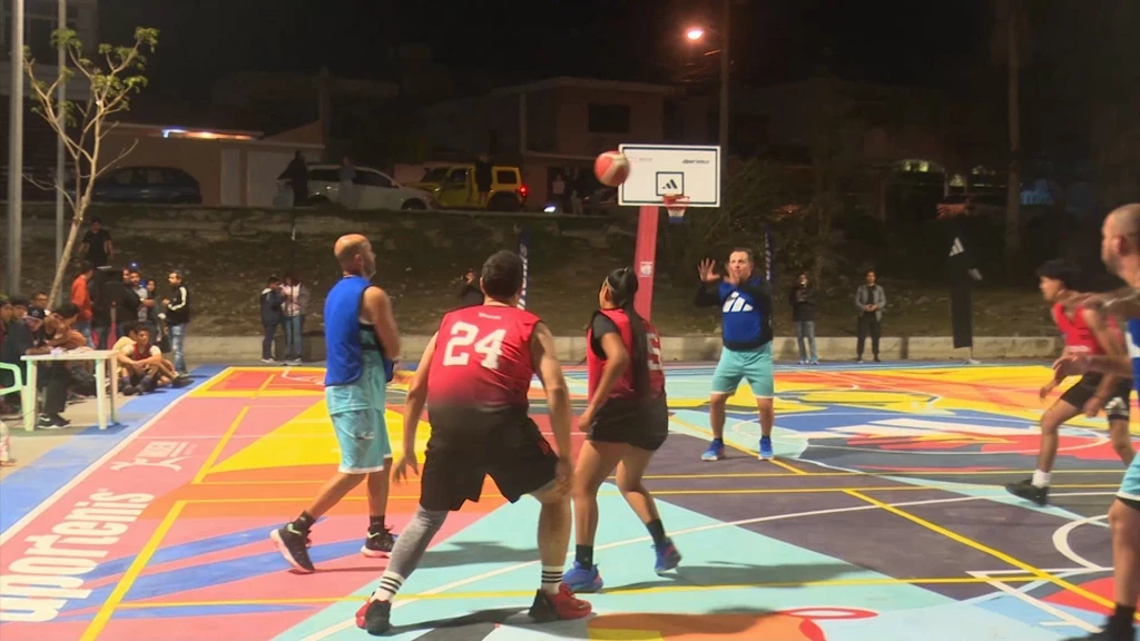 Adidas y Dportenis trabajan en pro del basquetbol de Mazatlán