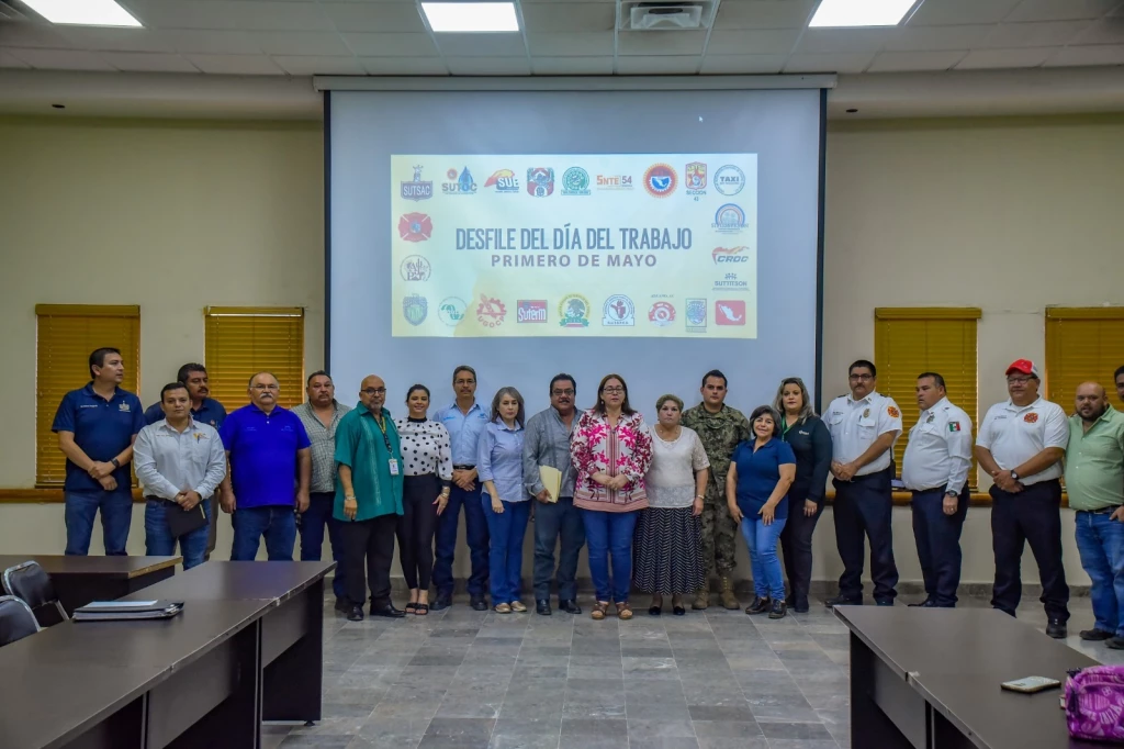 Realizan primera reunión informativa del desfile por el Dìa del Trabajo