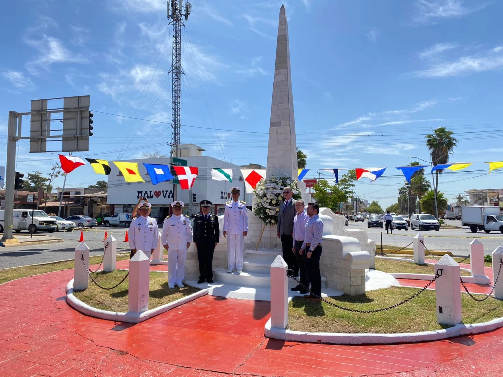 Conmemoran 109 aniversario de la heroica defensa del puerto de Veracruz en Ahome 