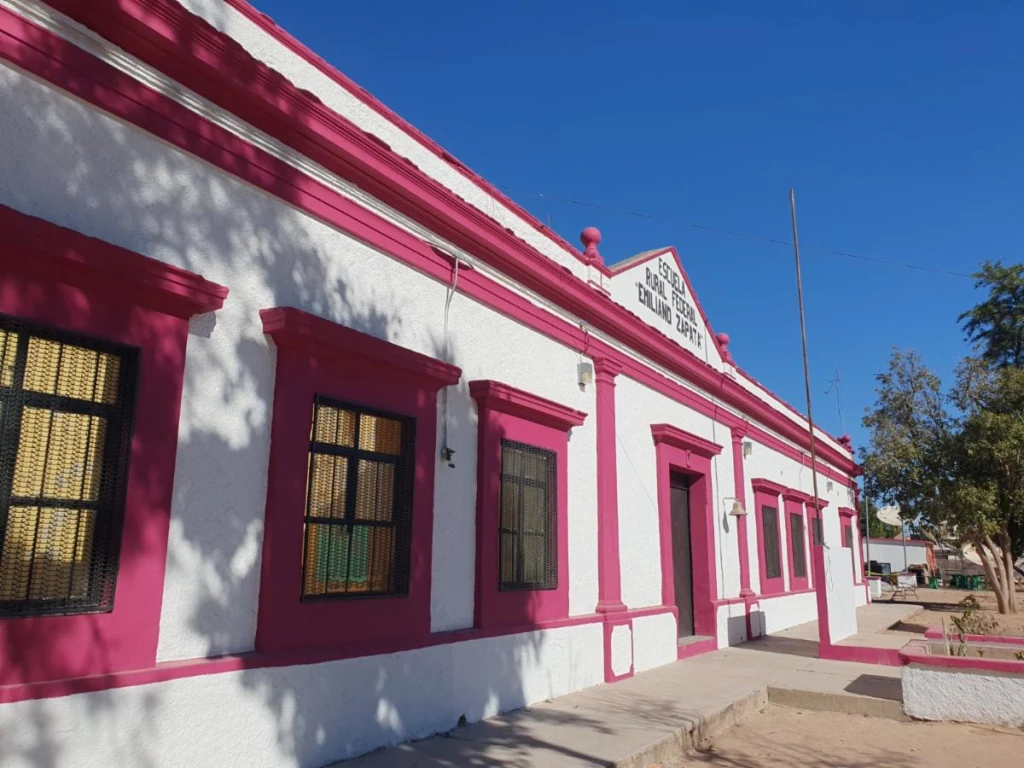 Gobierno de Sonora atiende infraestructura educativa en Ures