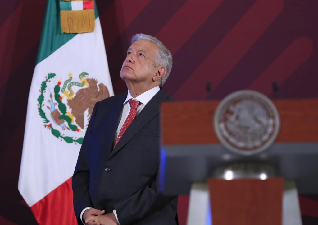 México "respeta" el despliegue de militares estadounidenses en la frontera