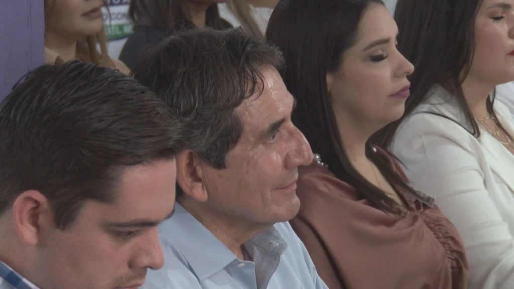 Buena suerte a Cuén, desea Rocha Moya tras su regreso al frente del PAS