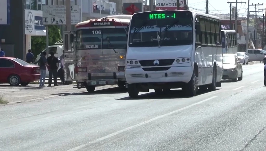 Mazatlán ya estudia alternativas de movilidad vial debido a incremento vehicular