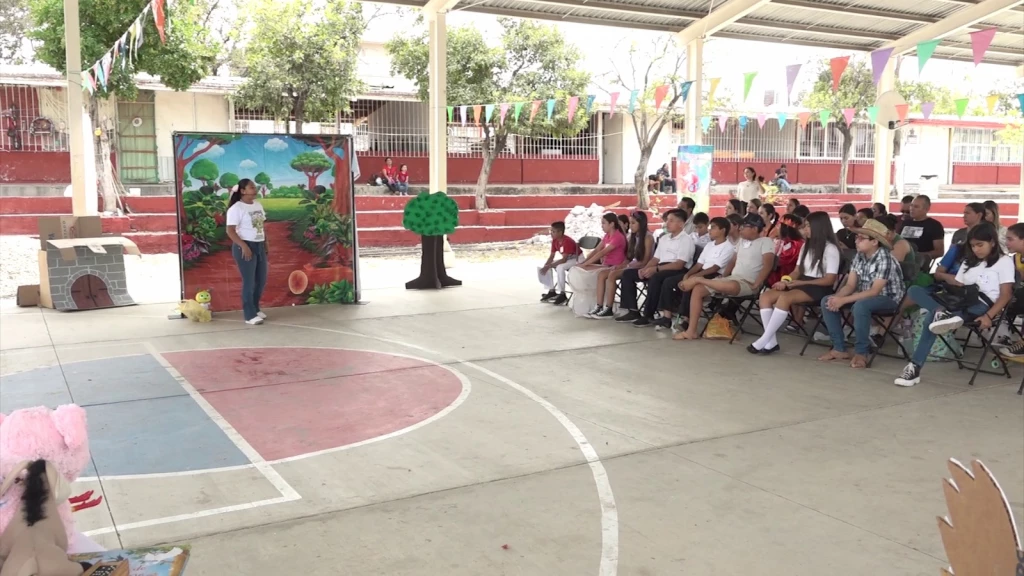 Realizan actividad "Cuenta Cuentos" en escuela primaria Lic. Melchor Ocampo de Mazatlán