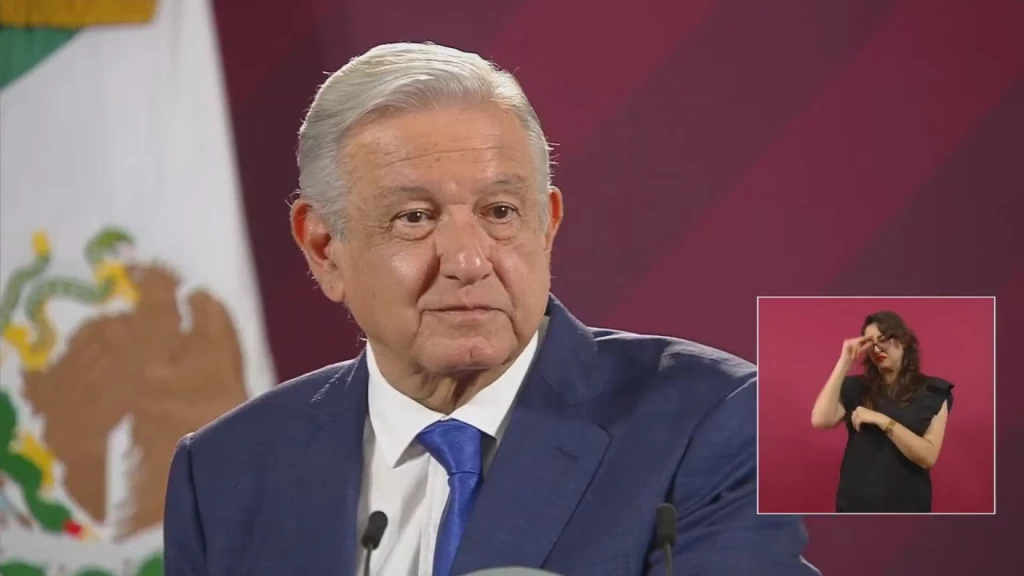 Confirma AMLO espionaje a Encinas