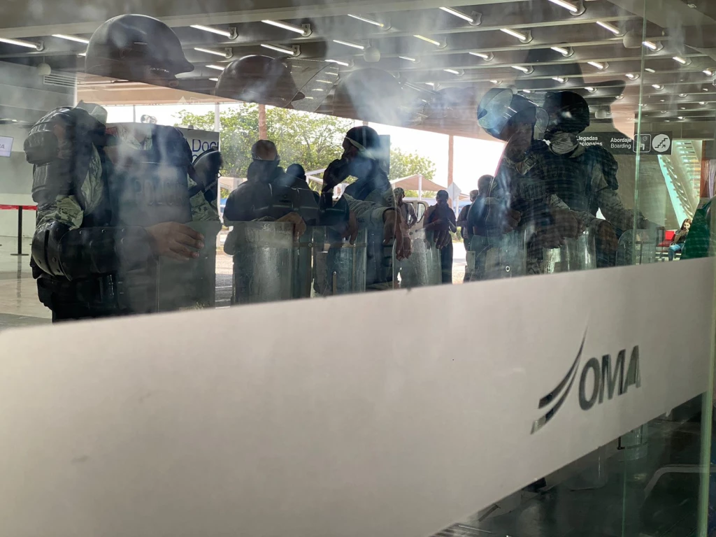 Aeroméxico publica política de protección por protestas en Culiacán