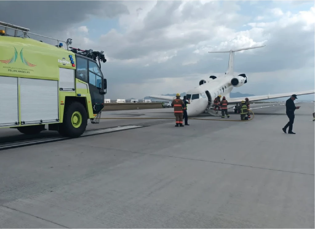 Aterriza de emergencia aeronave de la FGR en el AIFA