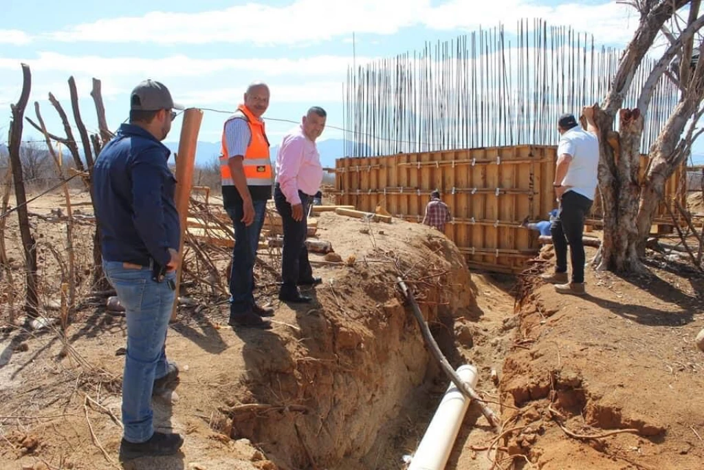 Retoman obra de acueducto Macoyahui- Álamos