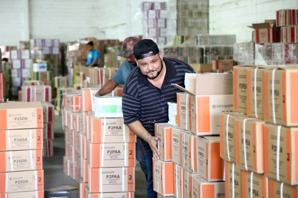 Inicia Gobierno de Sonora distribución de más de tres millones de libros de texto gratuitos
