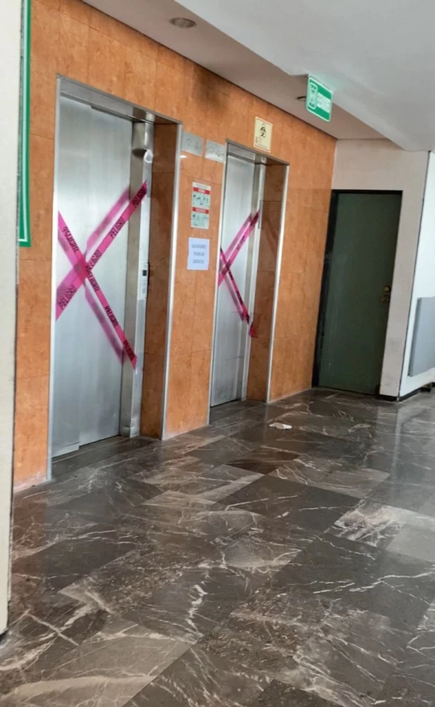 Usuarios de IMSS 45 en Mazatlán reportan elevadores sin funcionamiento