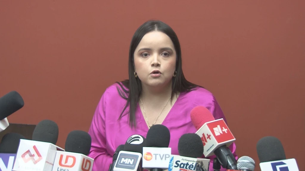 Le responde Cinthia Valenzuela a Paola Gárate