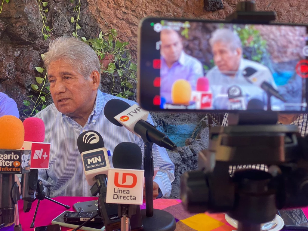 En contra de nuevos libros de textos de la SEP