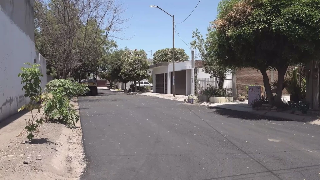 225 calles pavimentadas en 6 meses en Culiacán