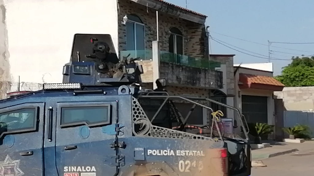 Tres detenidos en operativo al sur oriente de Culiacán