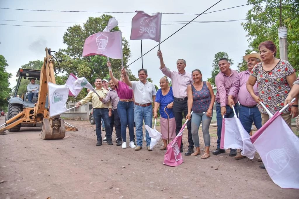Se pavimentará calle en el Ejido Macapule