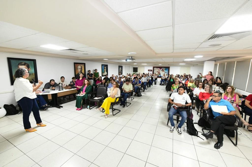 Realiza SEPyC Talleres Intensivos de Formación Continua sobre Planes y Programas de Estudio de Básica
