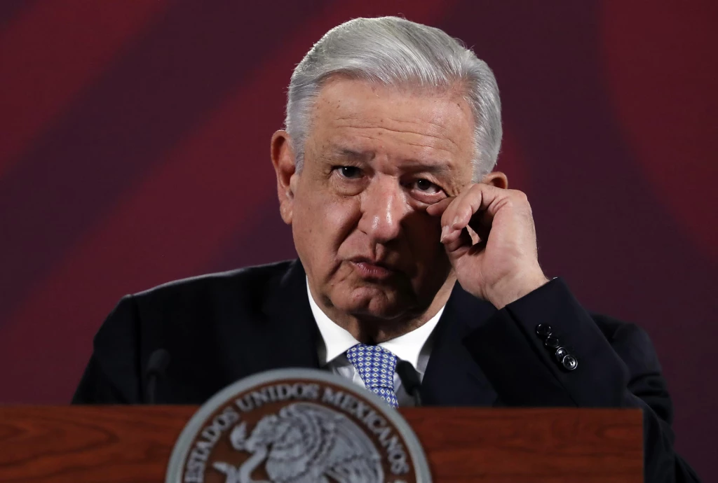 López Obrador afirma que ya se entregó "toda la información" sobre la "Guerra sucia"