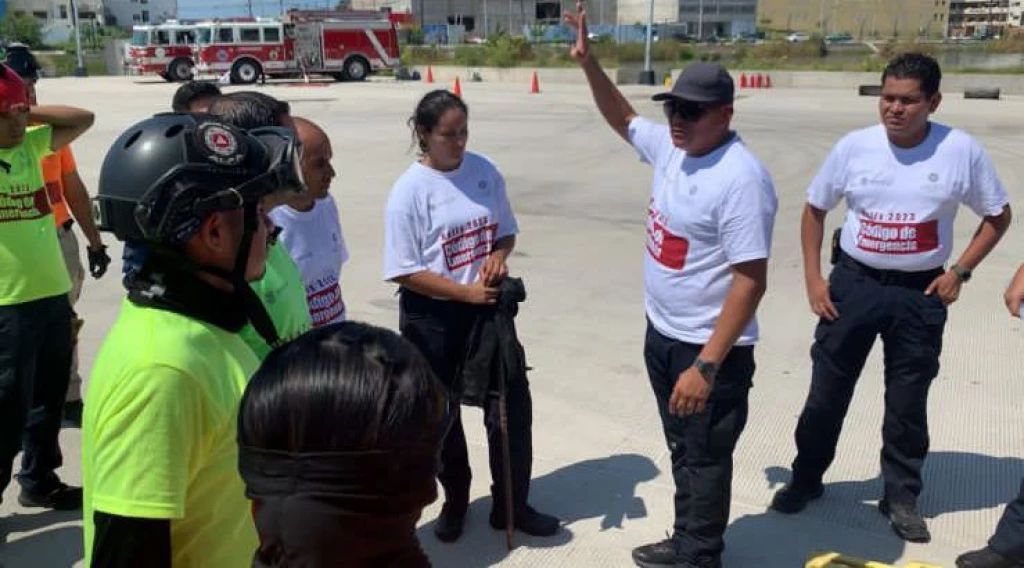 Cuerpos de emergencias de Mazatlán realizan muestra de habilidades