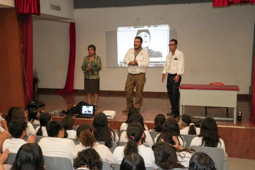 Imparte la SSPM plática preventiva contra el suicidio a jovenes del Cobach I