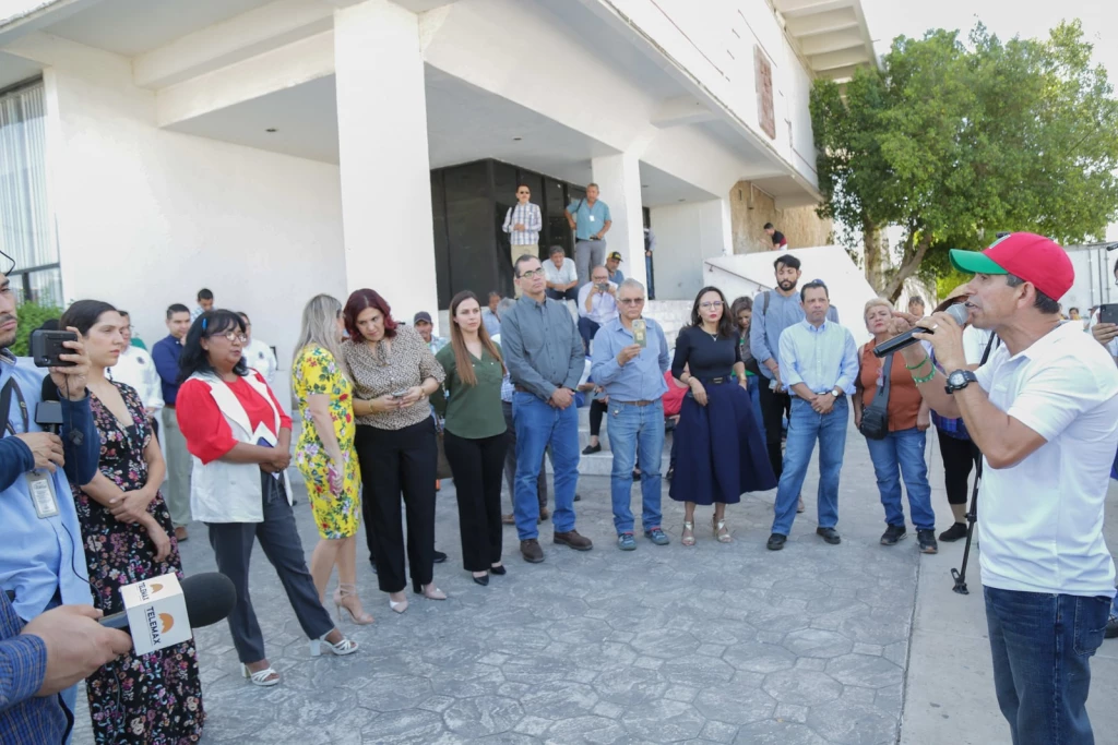 Atienden Diputados Locales exigencias de Ciudadanos y miembros de la Unión de Usuarios