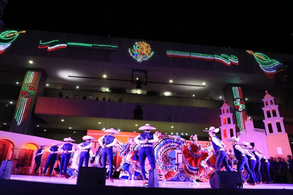 23 mil millones de pesos se esperan por las fiestas patrias