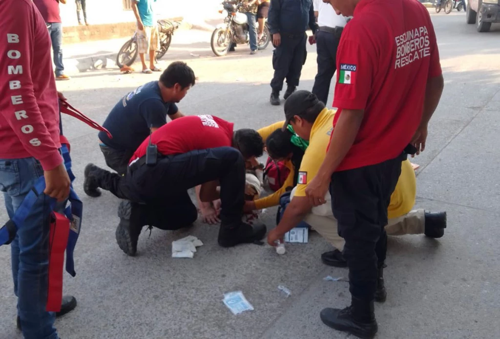 Muere ciclista adulto mayor tras ser embestido por una motocicleta en Escuinapa