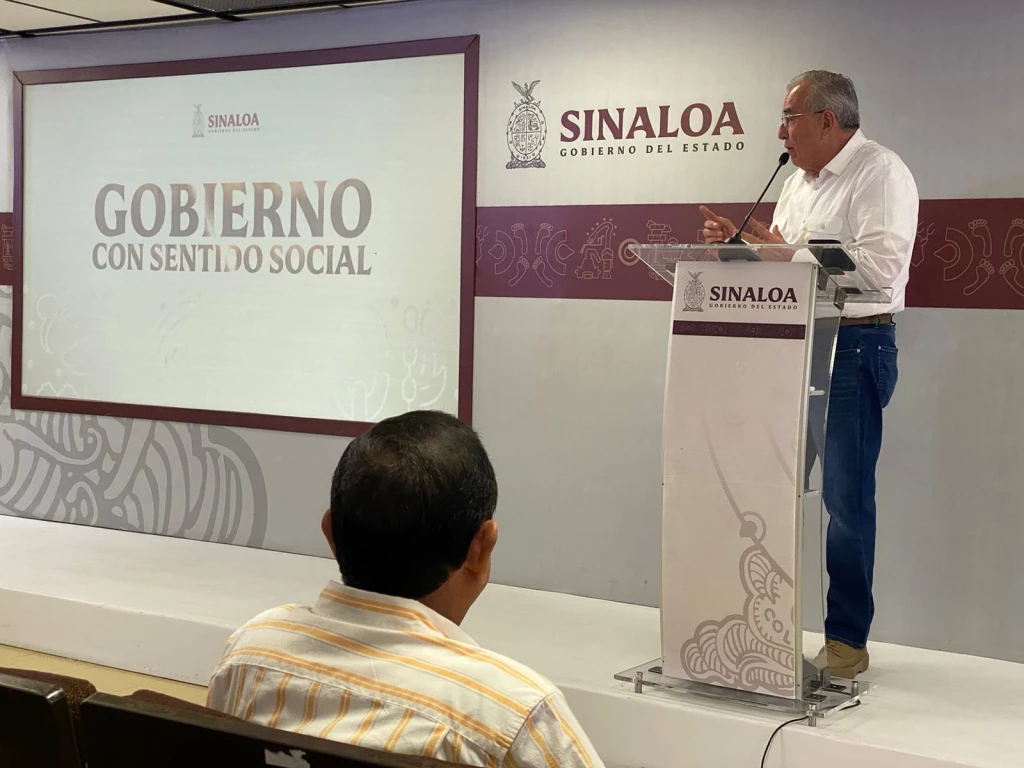 Piden Rocha Moya “honorabilidad” al Rector de la UAS