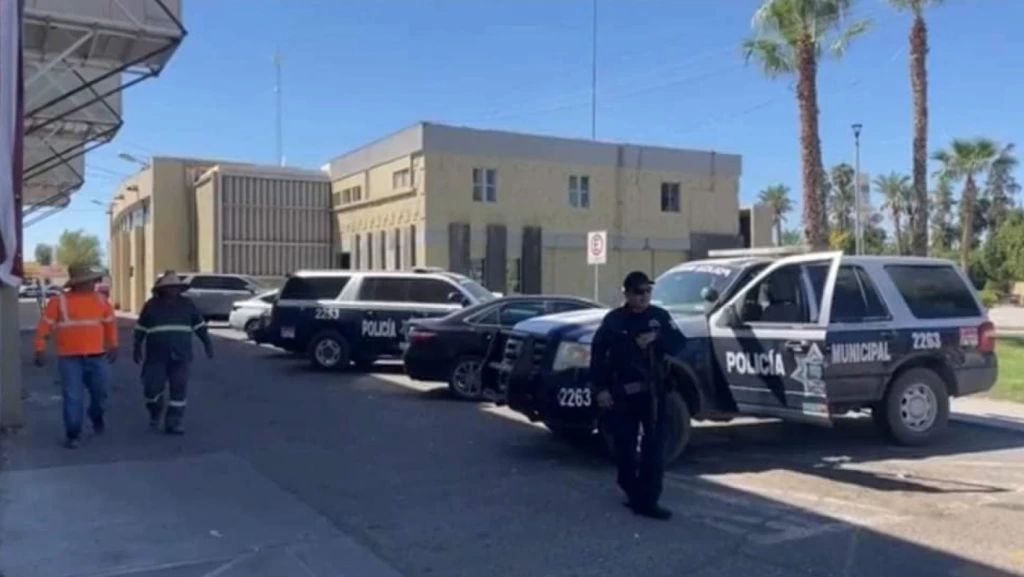 Tras cateos en San Luis Río Colorado, detienen a dos municipales implicados en el delito de desaparición forzada