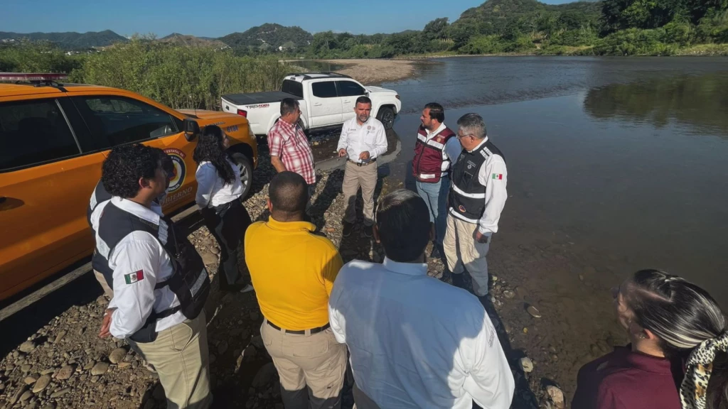Sigue análisis de agua por derrame de jales en Tamazula Durango