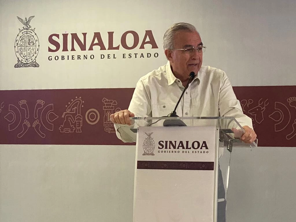 Acusa Rocha Moya a sus opositores políticos de “campaña sucia”