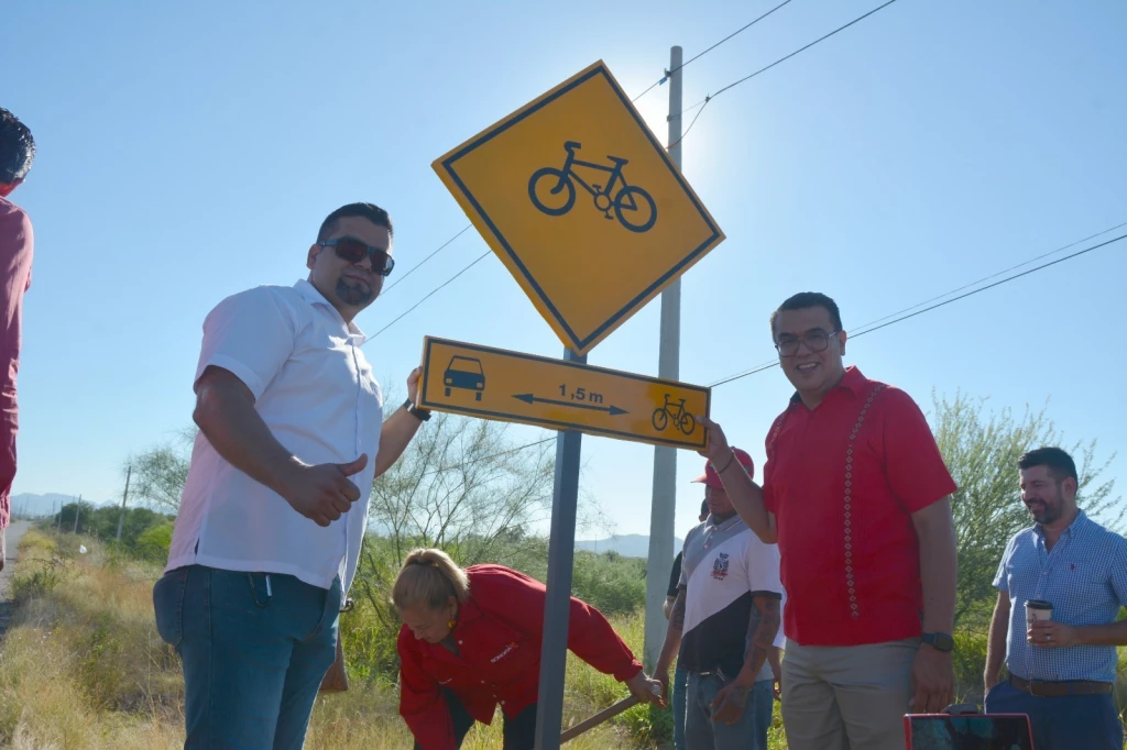 Colocan señalización en carretera Navojoa- Álamos a favor de ciclistas