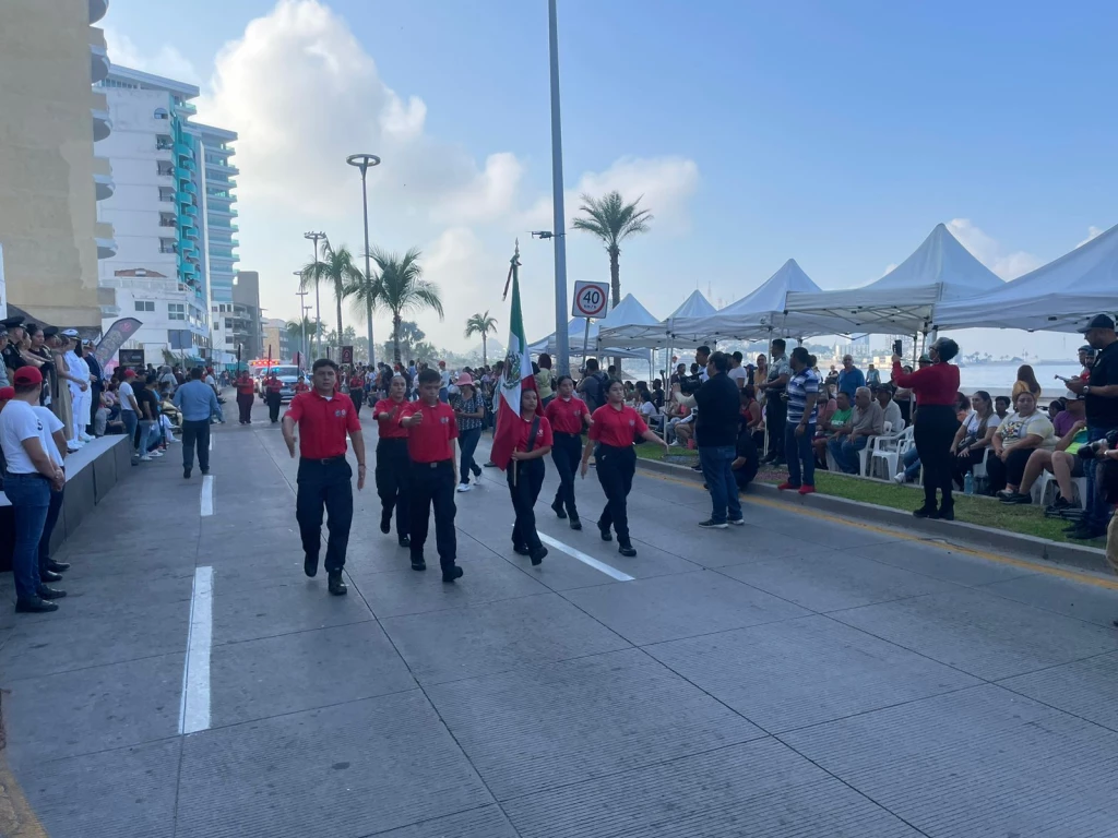 Conmemoran el 113 Aniversario de la Revolución Mexicana en Mazatlán