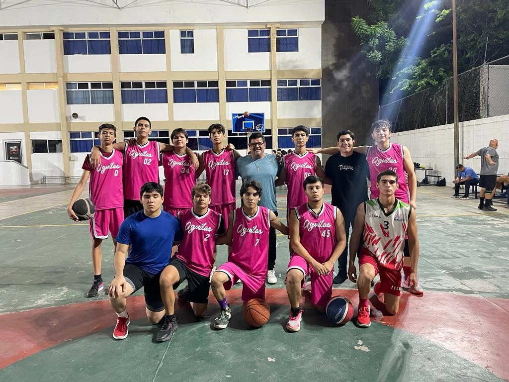De la mano del coach Jaime Guzmán, el baloncesto de prepas UAS busca renacer
