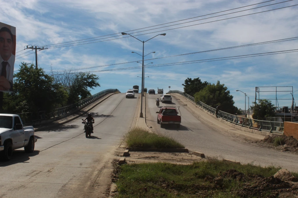¡Abren la circulación en ambos carriles de Puente de Prados del Sol!