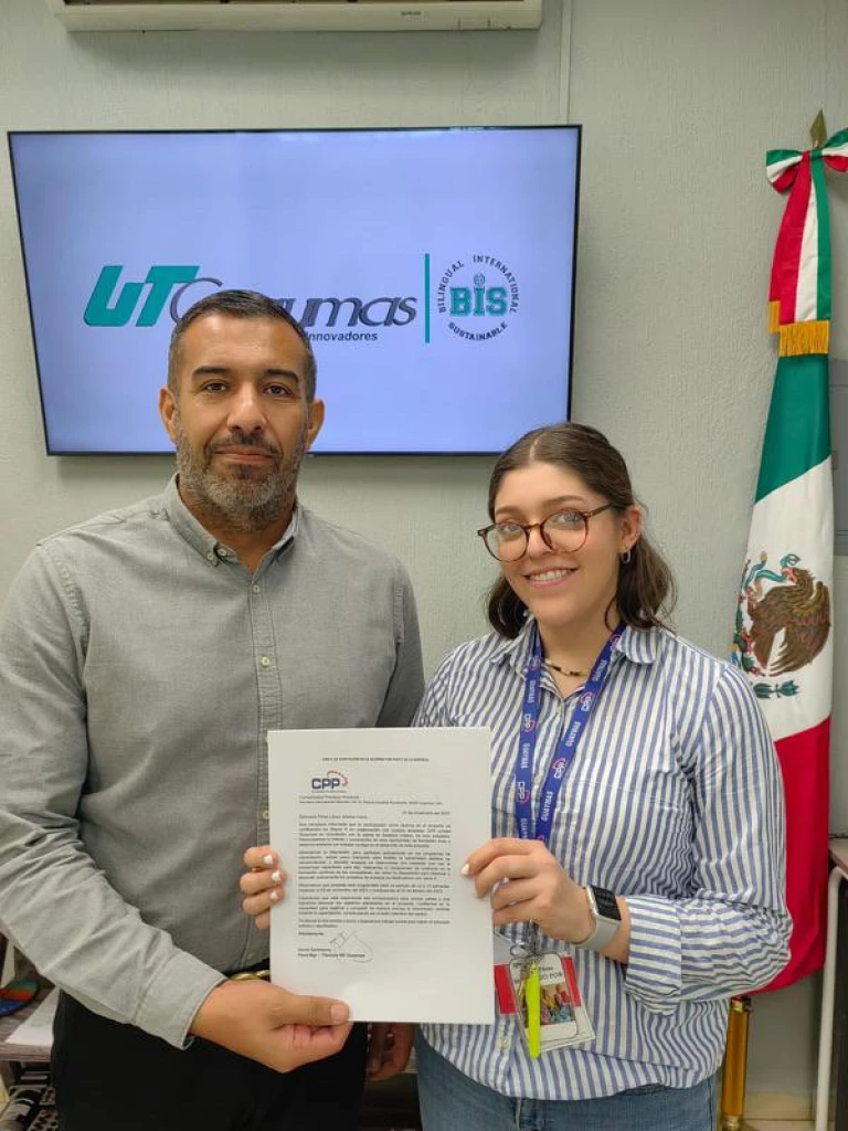 Empresa aeroespacial de Estados Unidos selecciona a estudiante de UTGuaymas para recibir formación dual