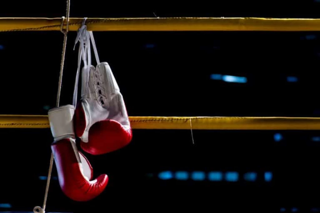 Acusan de agresión sexual a campeón olímpico de box de Tailandia